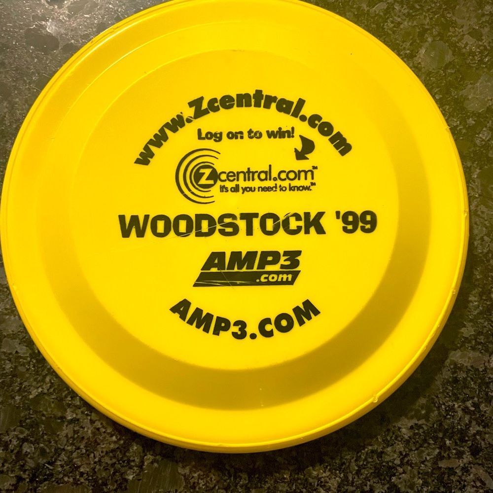 Woodstock 99 Frisbee